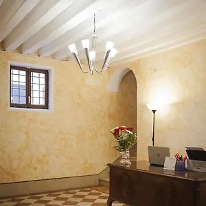 Hotel apartamentowy Porta Orientalis